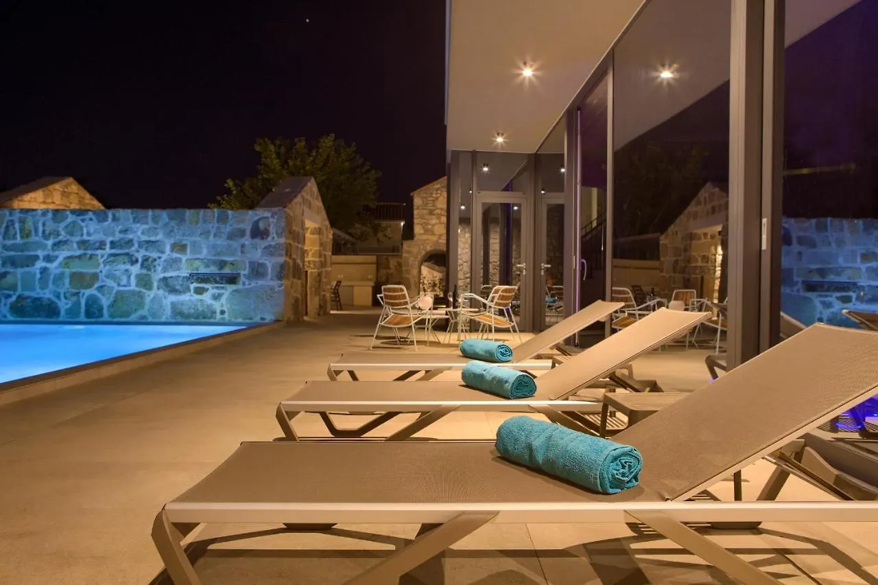 Luxury Jerini House With Pool And Wellness Villa Bajcici