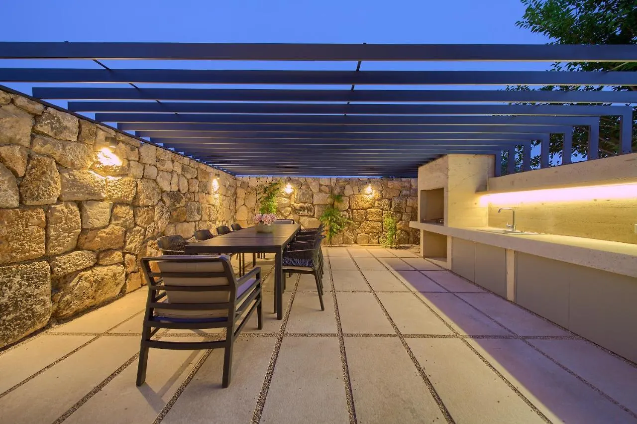 Luxury Jerini House With Pool And Wellness Villa Bajcici