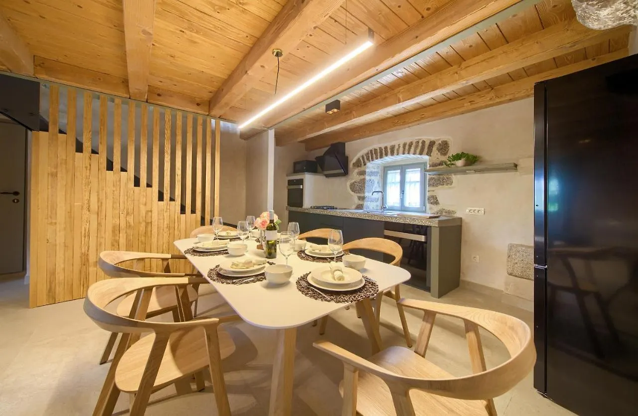 הוילה Bajcici Luxury Jerini House With Pool And Wellness