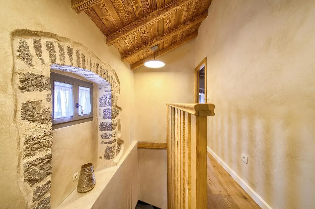 וילה הוילה Bajcici Luxury Jerini House With Pool And Wellness
