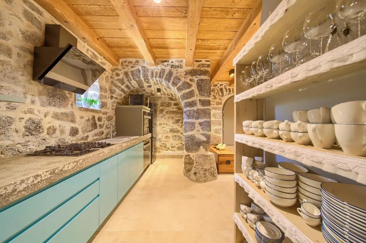 הוילה Bajcici Luxury Jerini House With Pool And Wellness 0*,  קרואטיה